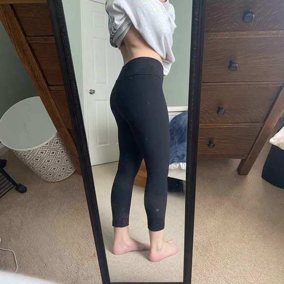 LULULEMON LEGGINGS - Picture 2 of 5